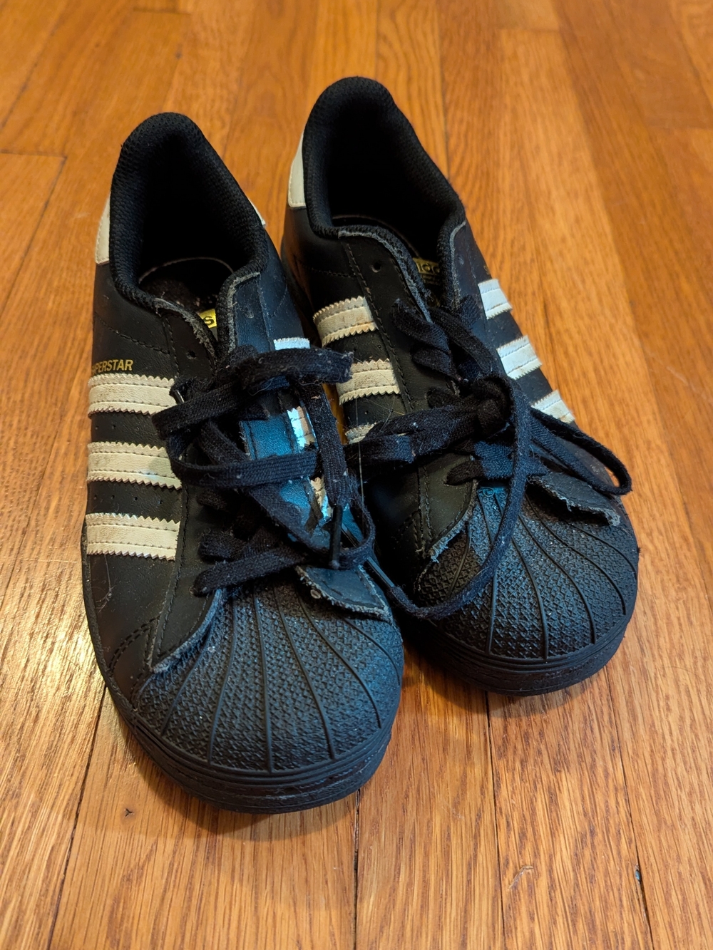 adidas Superstar Sneakers